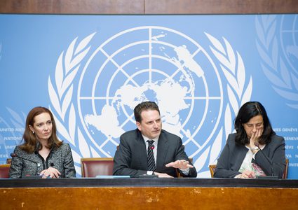 مشعشع: مؤتمر دولي للمانحين لبحث الأزمة المالية للأونروا