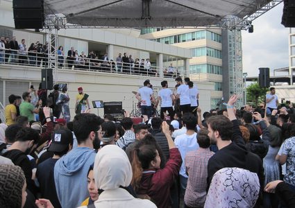 جامعة في اسطنبول تنظم يوم للتبادل الثقافي بين الطلبة