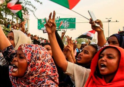 المجلس العسكري يبدي موافقته على "وثيقة الحرية والتغيير"