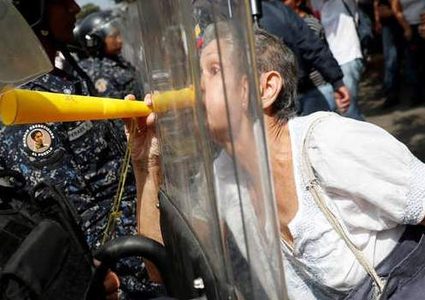 تقارير: مقتل 49 متظاهرا خلال احتجاجات فنزويلا منذ بداية عام 2019