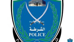 مواطن يسلم مركبته غير القانونية للشرطة في قلقيلية