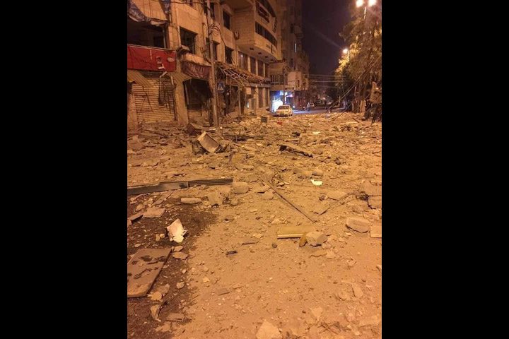 طائرات الاحتلال تدمر عمارة سكنية جديدة وسط غزة