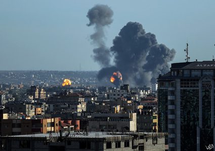 حصيلة العدوان.. 25 شهيدًا وتدمير 18 بناية