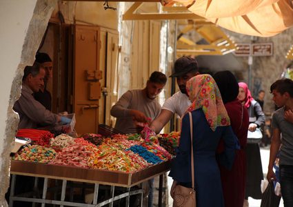 اجواء اليوم الأول من شهر رمضان المبارك في البلدة القديمة بالخليل ,يوم الإثنين 6\5\2019.