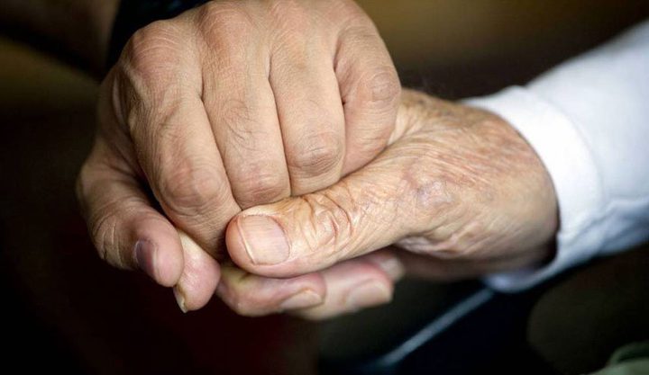 توفيا في لحظة واحدة بعد 45 عاما على زواجهما