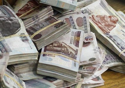 مصر.. مجهول يسرق 12.5 مليون جنيه من سيارة نقل أموال