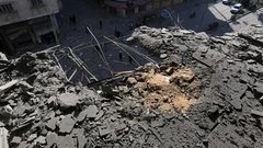 غزة: انتشال شهيدين ارتقيا أمس في غارة إسرائيلية على بيت لاهيا
