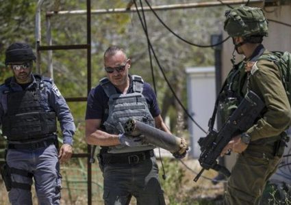 مستوطن يعثر على صاروخ غير منفجر في أشكلون