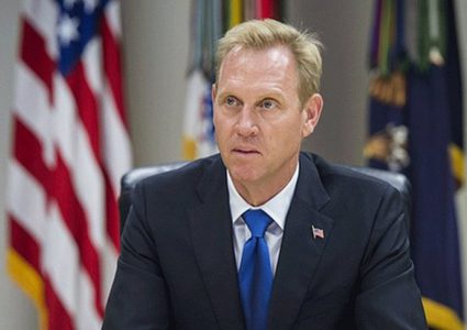 الدفاع الأمريكية: نشر حاملة طائرات وقاذفات في الخليج