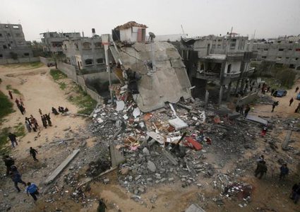 الف دولار لاصحاب المنازل المدمرة خلال العدوان