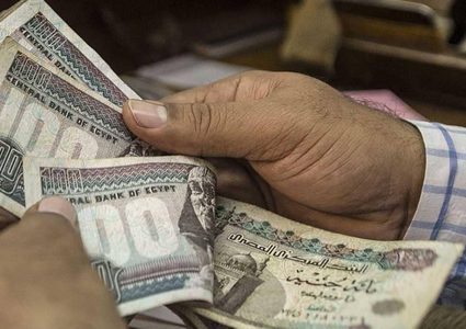 الجنيه المصري "ينتعش".. ويصعد أمام الدولار