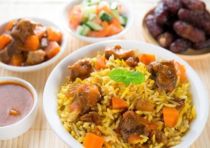 طاجن الأرز بالجزر واللحم