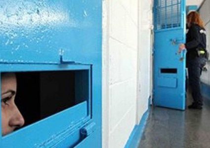 تضاعف معاناة الأسيرات في سجن الدامون مع بدء رمضان