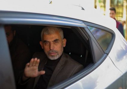 وفدا الجهاد الإسلامي وحماس يعودان إلى غزة