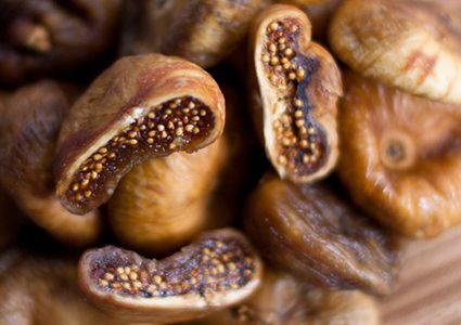 فوائد تناول التين المجفف في شهر رمضان