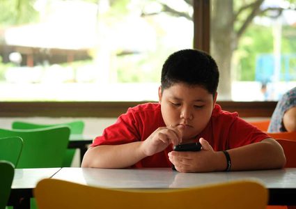 دراسة: السمنة سبباً رئيسياً للتوتر والاكتئاب..!!