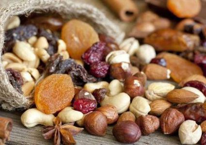 المكسرات وفوائدها على مائدة السحور في رمضان