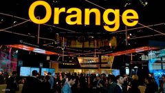 "أورانج" الفرنسية إلى المحكمة.. والتهمة انتحار واكتئاب