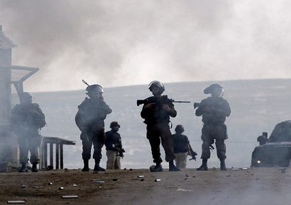 اصابة 3 شبان بمواجهات مع الاحتلال في كفر قدوم شرق قلقيلية