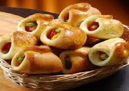 طريقة تحضير لفائف "السوسيس" الشهية في رمضان