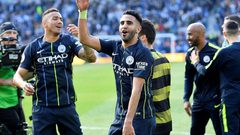 محرز.. أول لاعب عربي يتوج بالدوري الإنجليزي مرتين