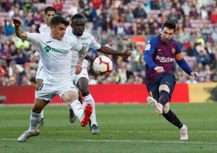 برشلونة يتجاوز خيتافي بثنائية والريال يسقط بثلاثية ضد سوسيداد