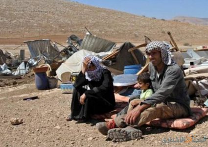 قوات الاحتلال تطرد أهالي منطقة حمصة بالأغوار من مساكنهم