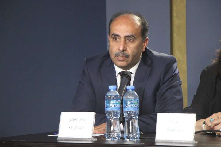 عطاري يبحث مع السفير الأردني سبل تفعيل شركة التسويق