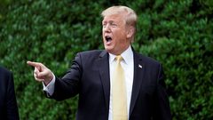 قرار مثير للجدل من "فيسبوك" يثير استياء ترامب