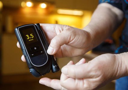 مضاعفات انخفاض السكر بالدم خلال رمضان