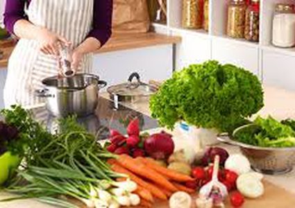 3 قواعد لتناول طعام صحي وطبيعي أكثر في رمضان