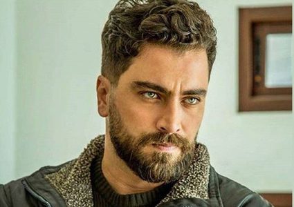 صورة قديمة للممثل السوري معتصم النهار تثير السّخرية