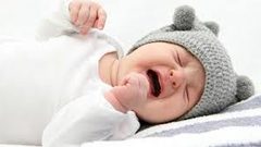 ما هي الفوائد الصحية لبكاء الأطفال الرضع ؟