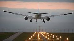 اعتقال طيار امريكي بتهمة قتل ثلاثة أشخاص