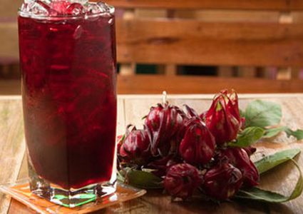 فوائد شرب الكركديه في رمضان