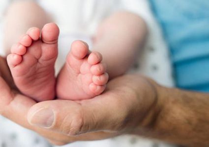 سويسرا.. منع جدة من نشر صور حفيدتها على مواقع التواصل الاجتماعي