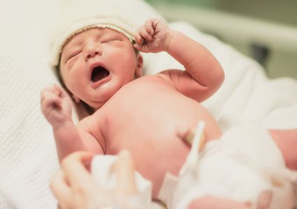 5 حقائق مهمة عن عن الولادة القيصرية