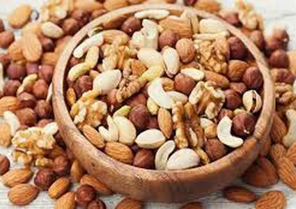 تناول المكسرات خلال فترة الحمل له العديد من الفوائد