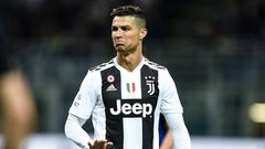 رونالدو ينصح يوفنتوس بإجراء 3 صفقات محددة مع برشلونة