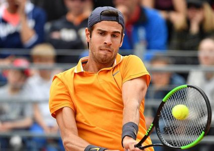 الروسي خاتشانوف يودع روما