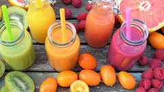 دراسة: عصائر الفواكه تزيد من خطورة الوفاة المبكرة