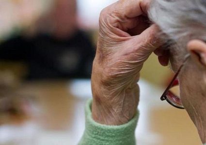 5 عادات يومية بسيطة تحميك من الإصابة بالخرف