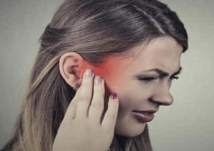 تحذير: عدوى الأذن الفطرية ينتشر في فصل الصيف