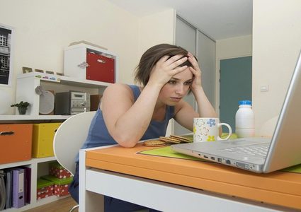 العمل الشاق يسرع في تقلص "التيلوميرات" ويعجل الشيخوخة