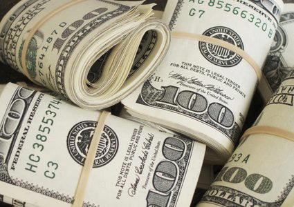 انخفاض سعر صرف الدولار مقابل الشيقل