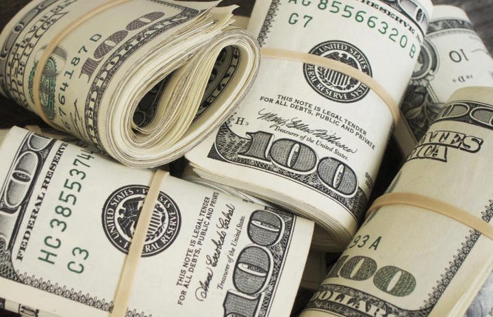 انخفاض سعر صرف الدولار مقابل الشيقل