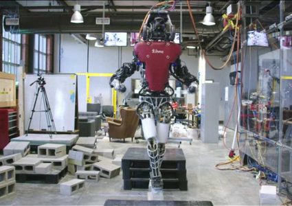 روبوت "يمشي على الحبل"