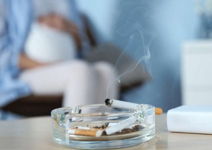 التدخين أثناء الحمل يزيد خطر الموت المفاجئ للرضيع