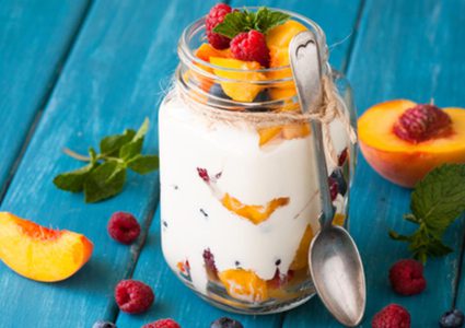 لـ"سحور رمضان".. ما أنواع الزبادي الضارة لصحتك؟