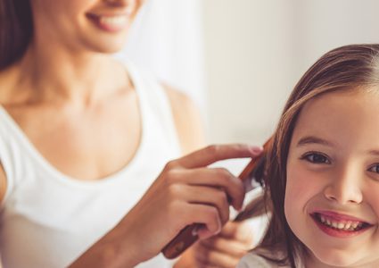 ما هي  أسباب تساقط الشعر عند طفلك ؟